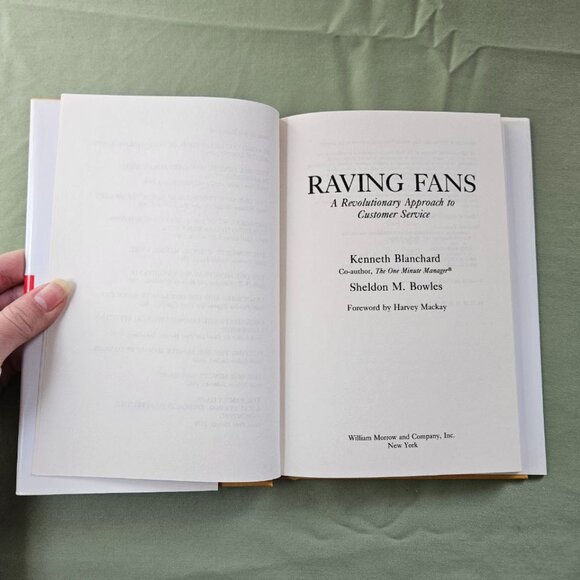 Raving Fans: A Revolutionary Approach To Customer Service - Hardcover Business - Picture 3 of 8